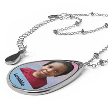 Load image into Gallery viewer, Lovable Oval Necklace