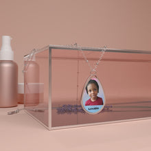 Load image into Gallery viewer, Lovable Oval Necklace