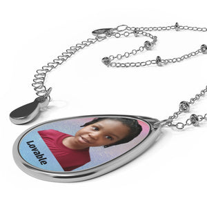 Lovable Oval Necklace