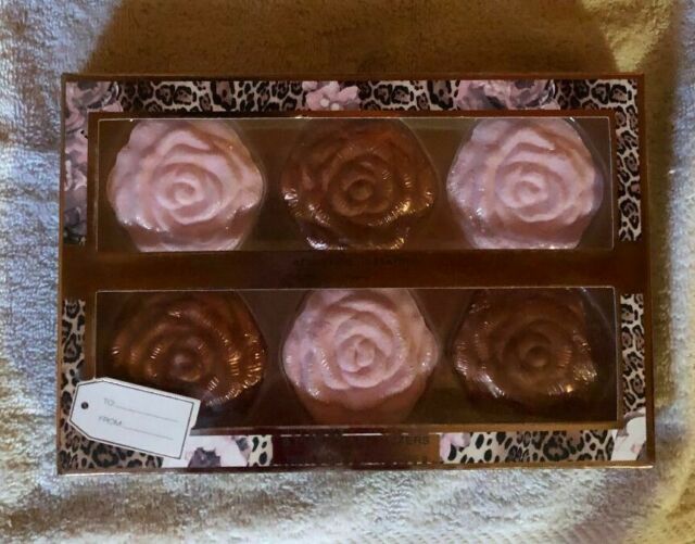 Adrienne Vittadini 6 new in box hydrangea peony scented bath fizzers
