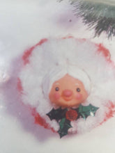 Load image into Gallery viewer, Tiny Treasures Ornament Eskimo Christmas
