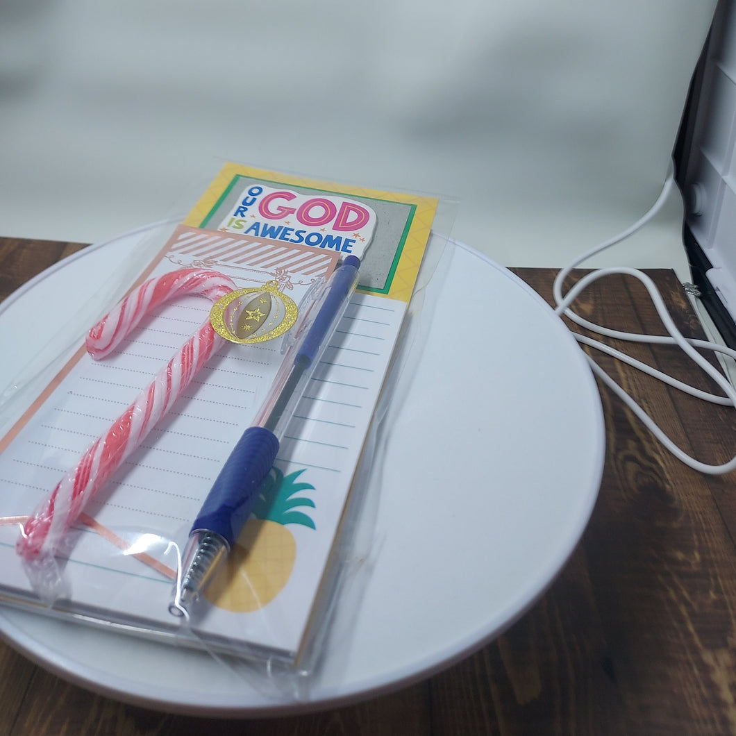 Our Awesome God 4-Piece Note Pad Gift Set